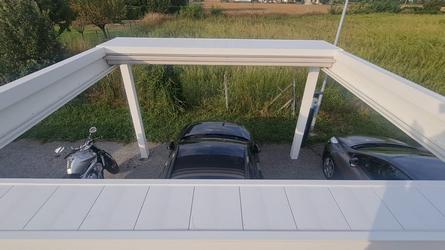 pergola ad impacchettamento con struttura in alluminio